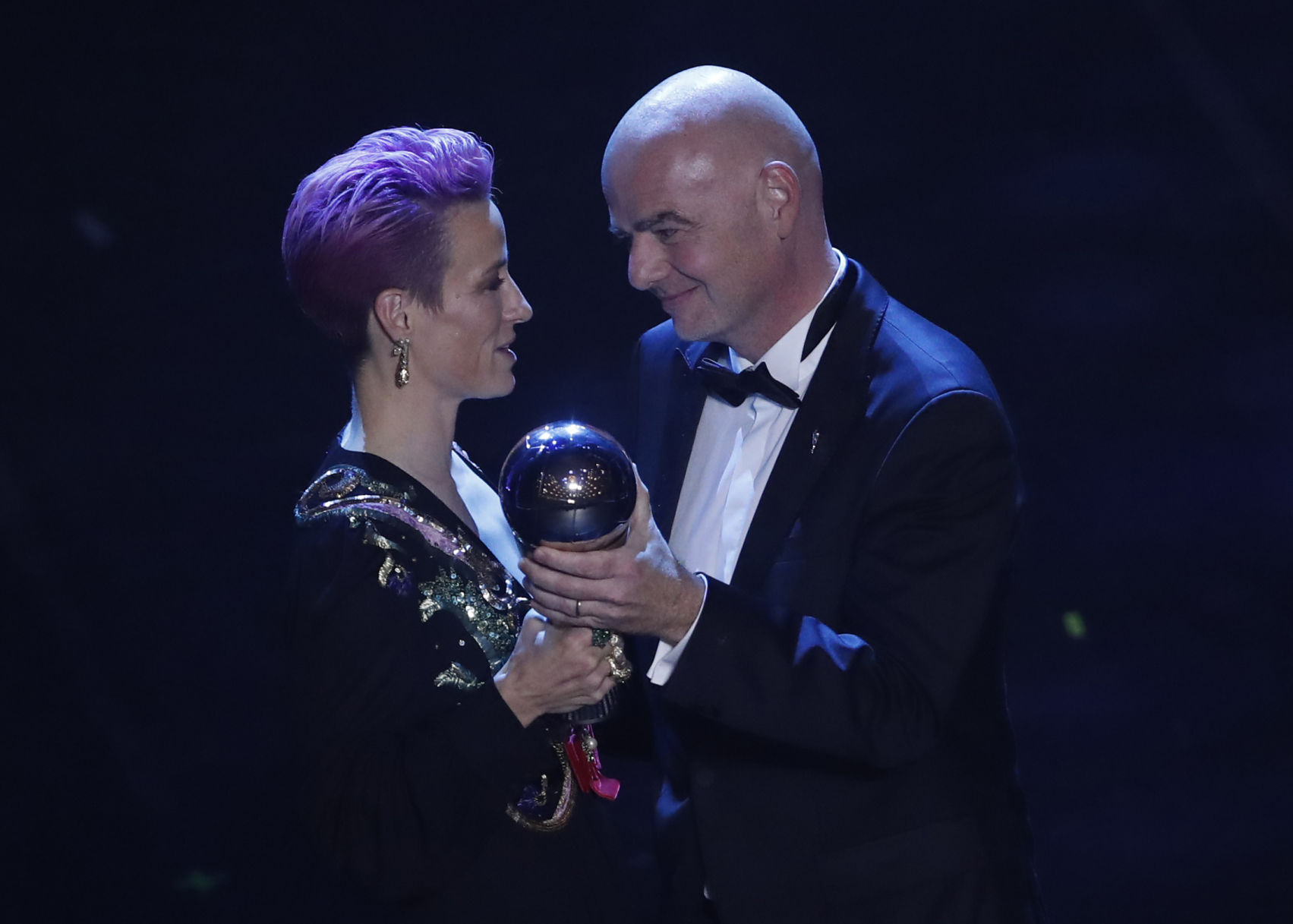 Megan Rapinoe Pay Fight Soccer